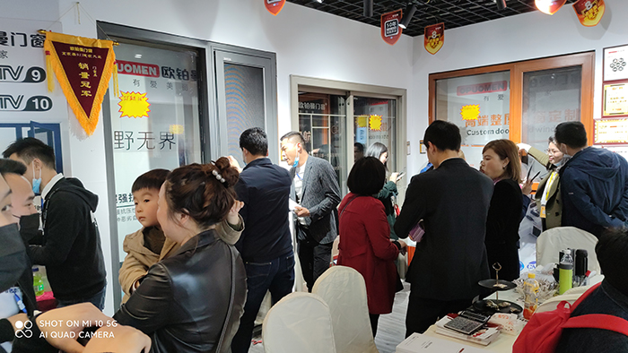 信任品牌的气力|欧铂曼门窗绵阳专卖店两天发卖额高达160余万元！